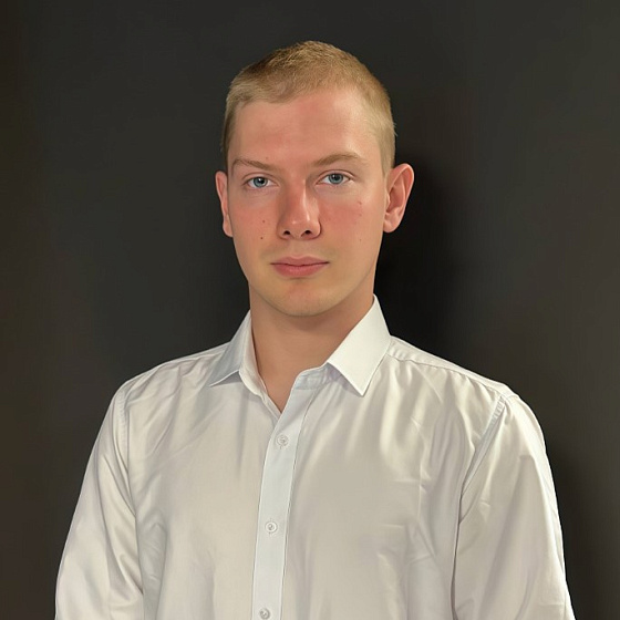 Валерий Макаров